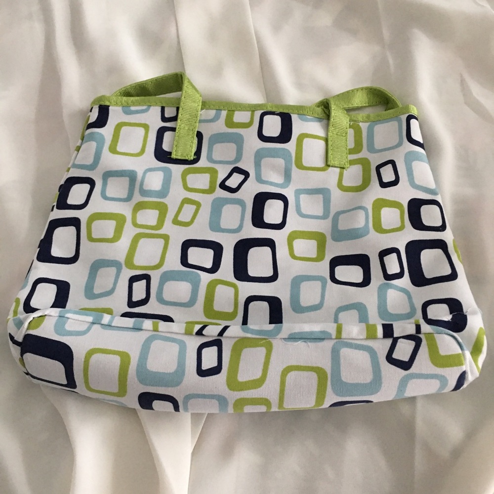 Small makeup/beach carryall. Never used.